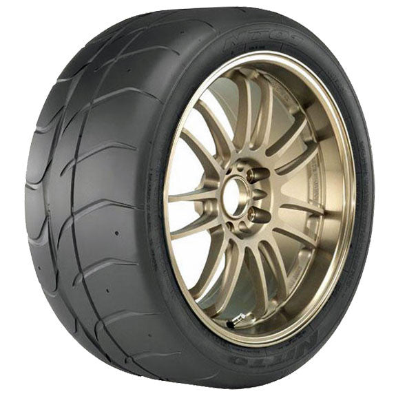 Nitto NT01 205/55R14 SL 85W